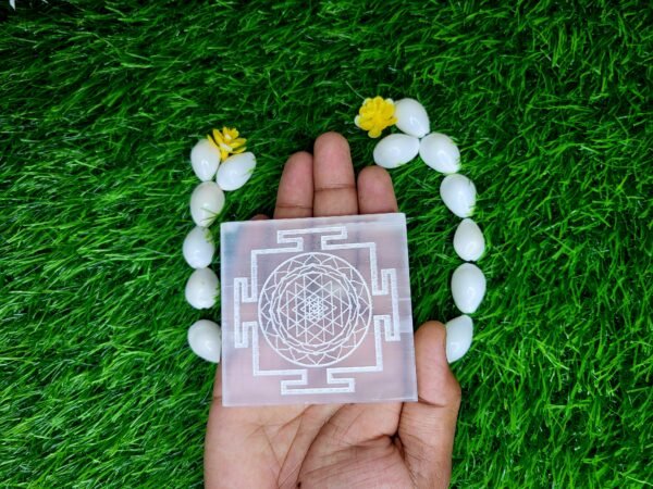Selenite Plate – Shree yantra engraved